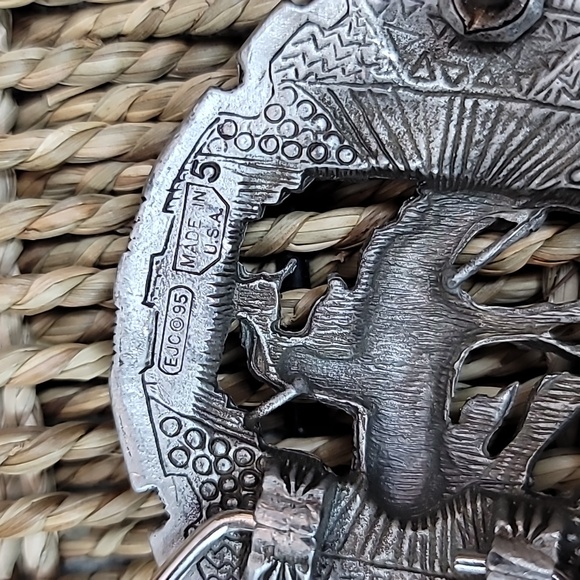 Vintage End Of The Trail belt buckle - Picture 5 of 5